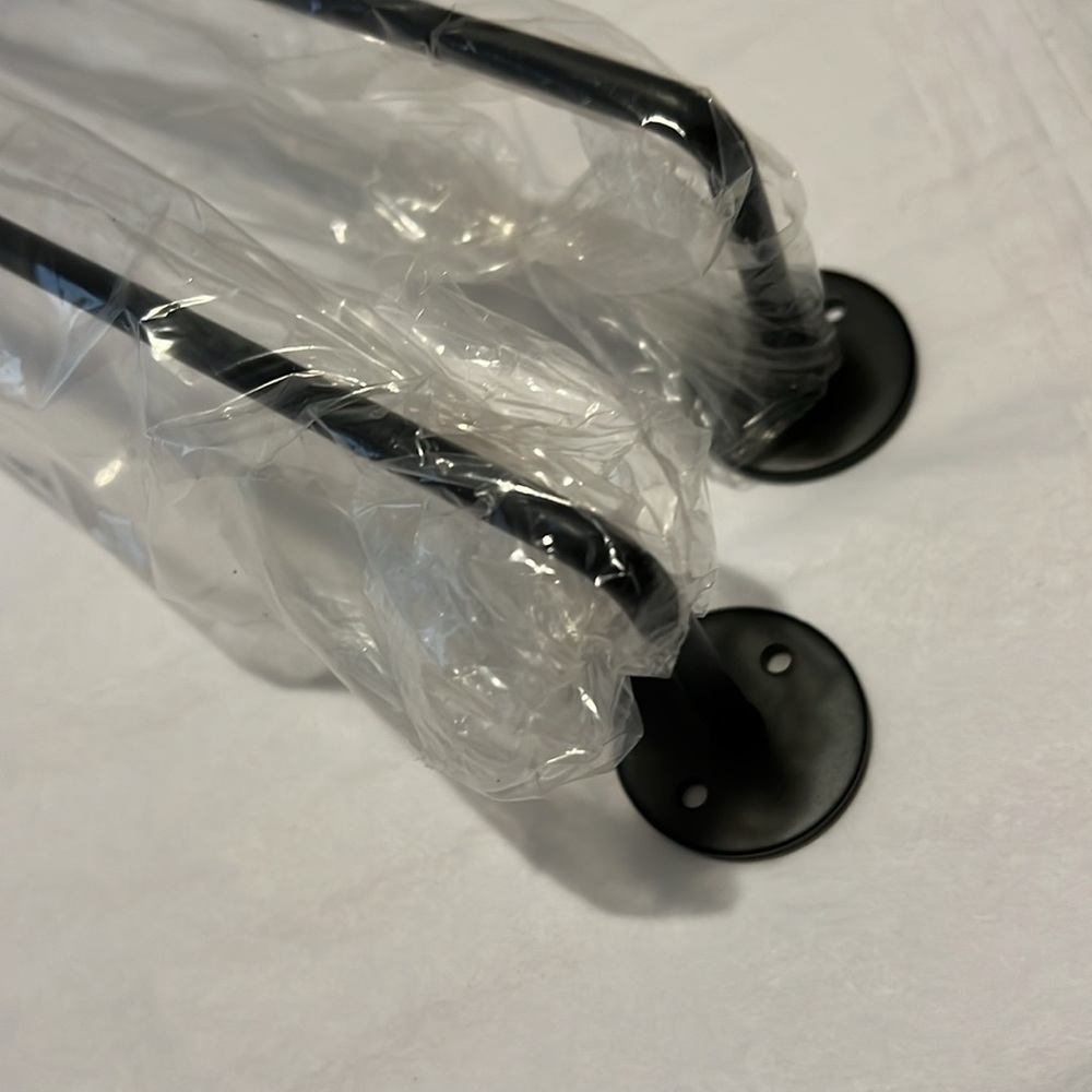 NIB HAT RACK w/20 CLIPS - Picture 4 of 4